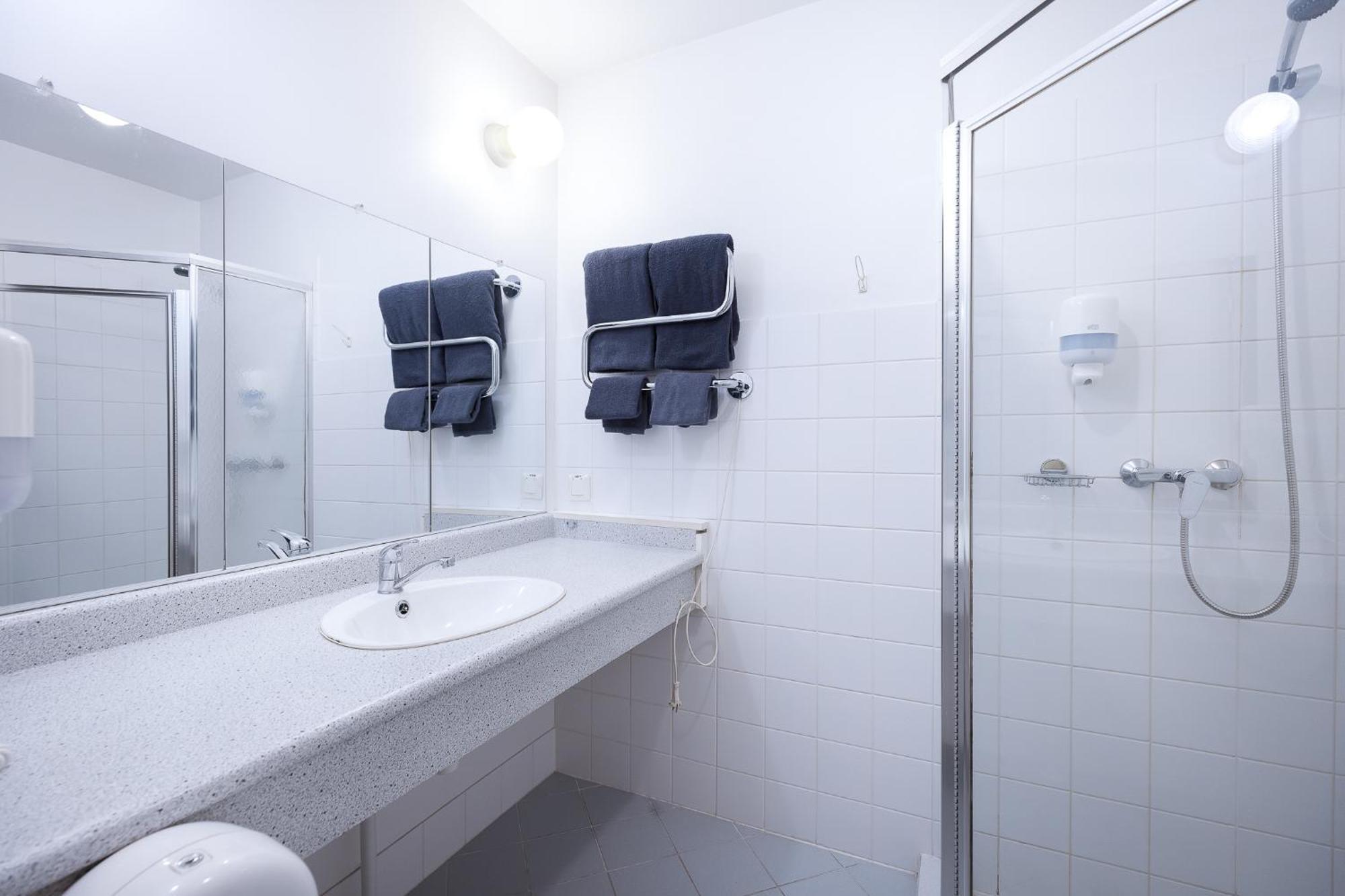 Peoleo Hotell Laagri Kültér fotó