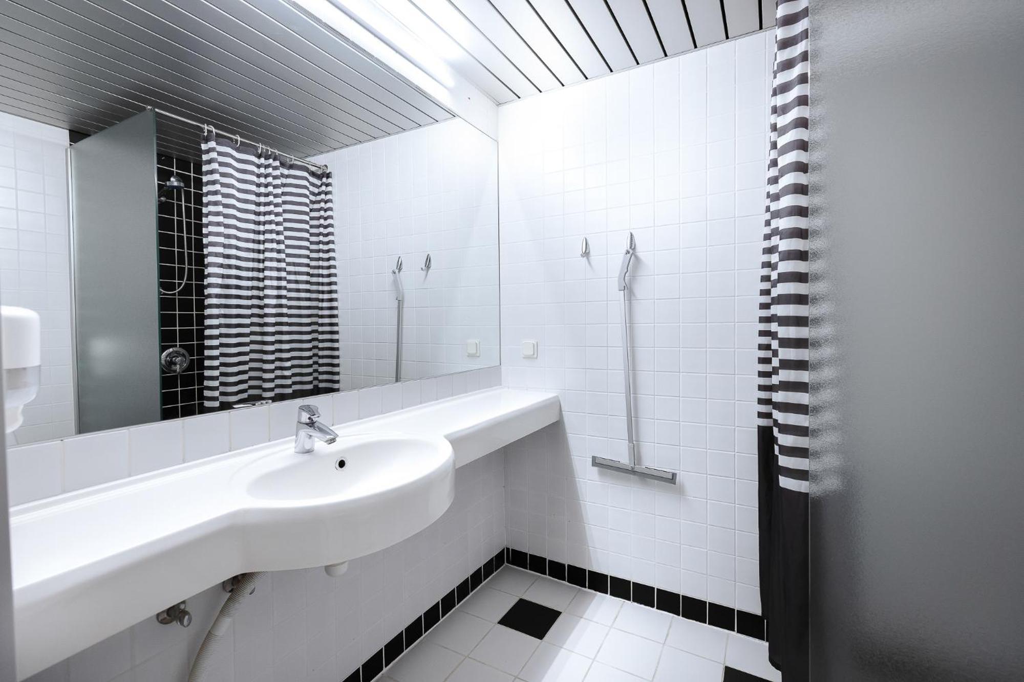 Peoleo Hotell Laagri Kültér fotó
