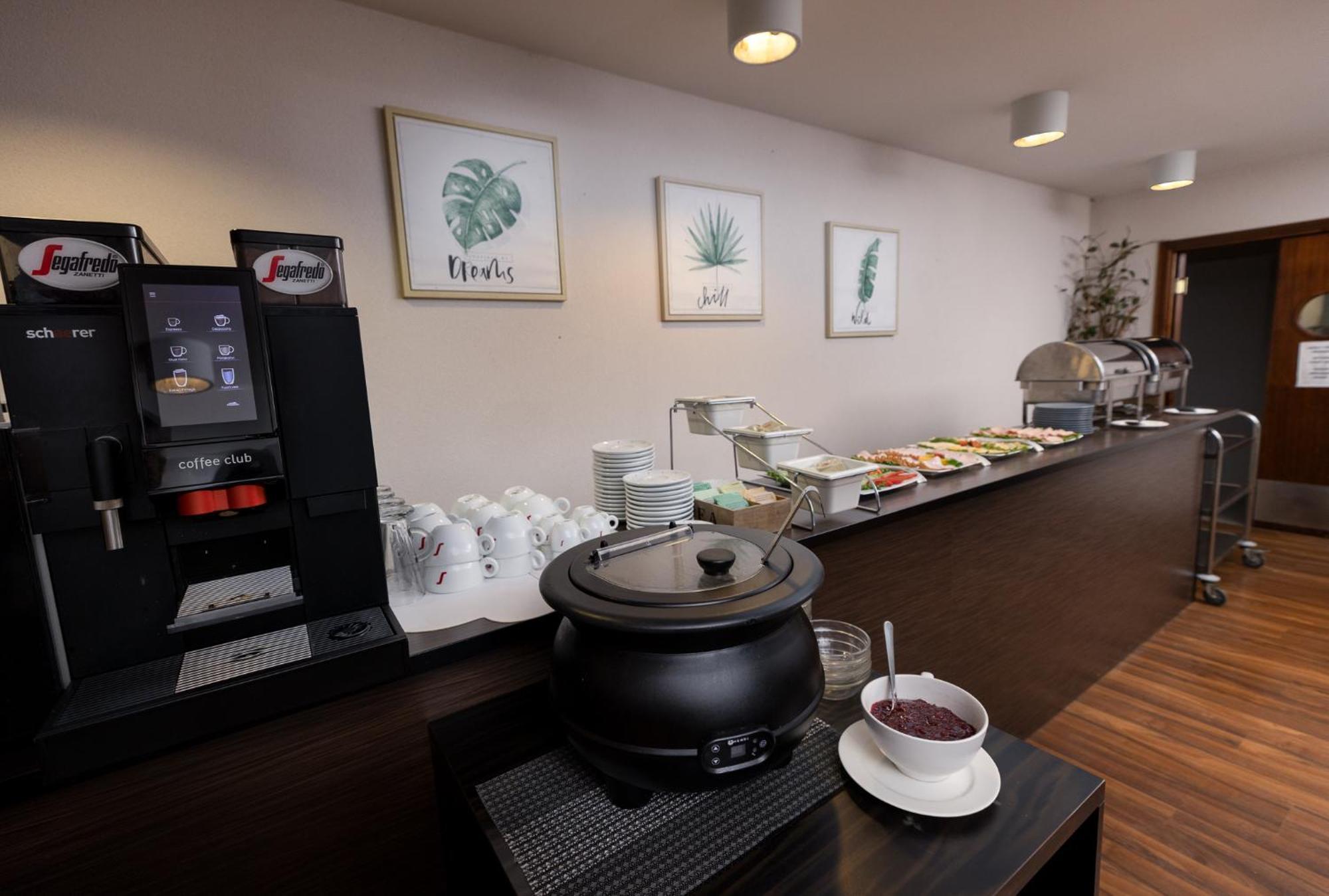 Peoleo Hotell Laagri Kültér fotó