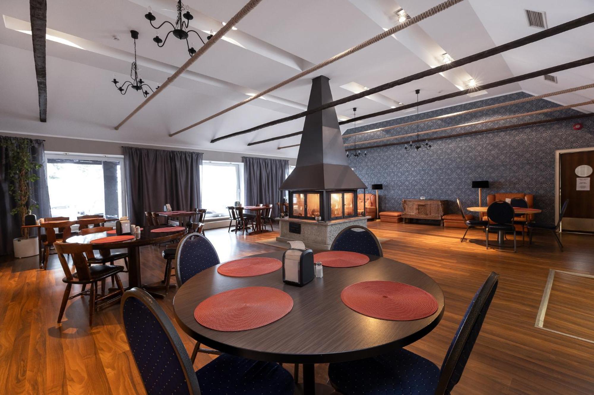 Peoleo Hotell Laagri Kültér fotó