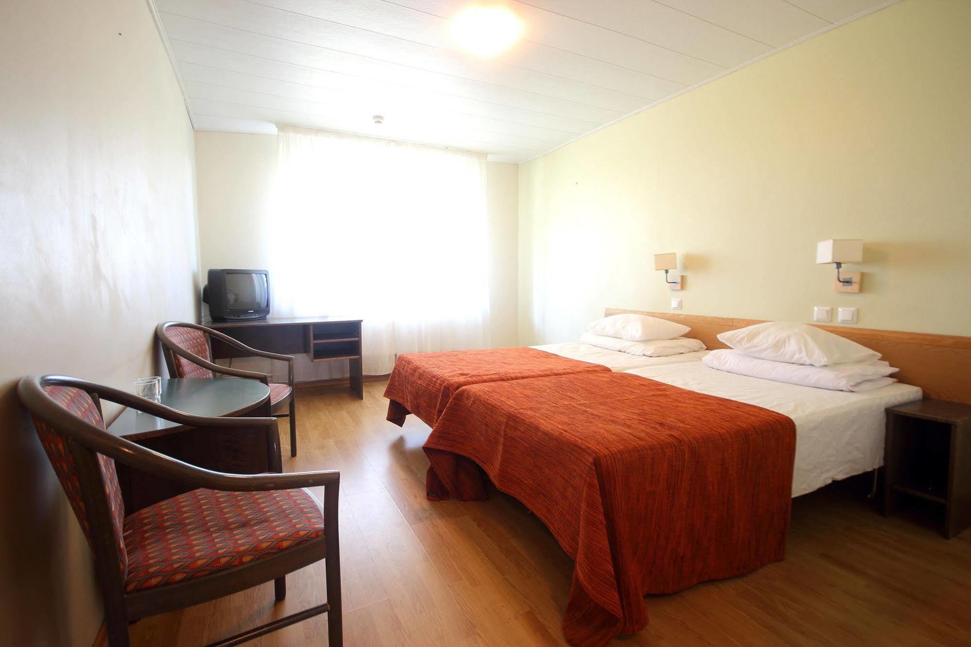 Peoleo Hotell Laagri Kültér fotó